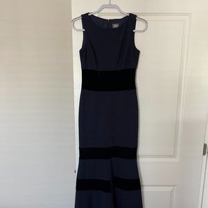 VINCE CAMUTO // Velvet & Scuba Crepe Mermaid Gown